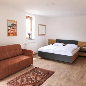 Katrca Bezigrad Lubiana